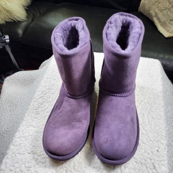 NEW UGG Classic Short II Metallic boots purple metallic heel women's bootie US 5 - Picture 3 of 6